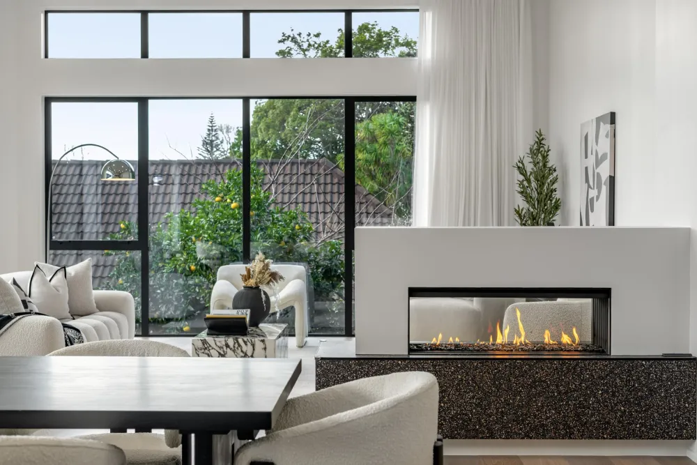 Photos of 39B Waiatarua Road