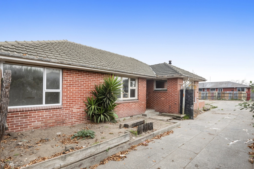 Photos of 40 Tomrich Street