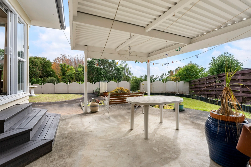 Photos of 12 Howlett Street