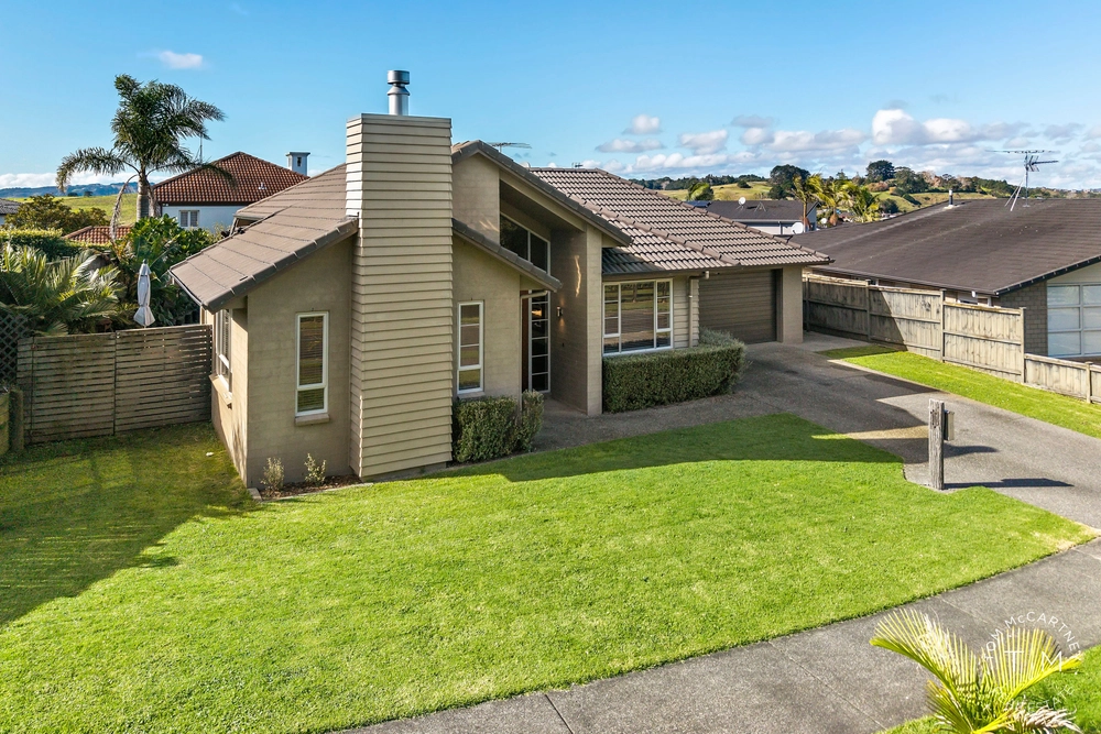 Photos of 13 Kenley Heights
