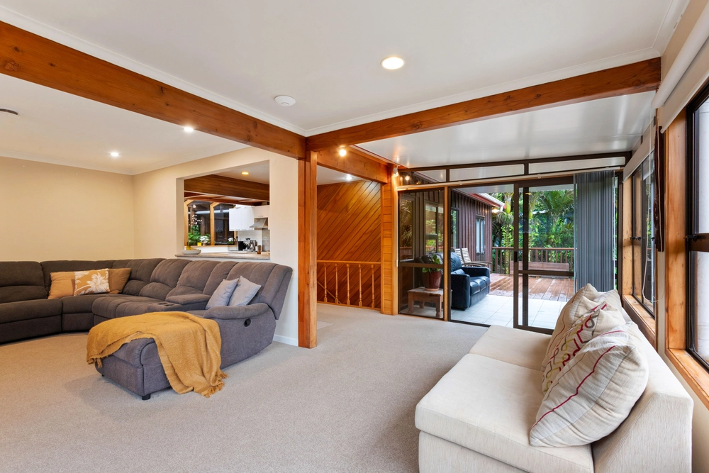 Photos of 54 Wood Bay Road