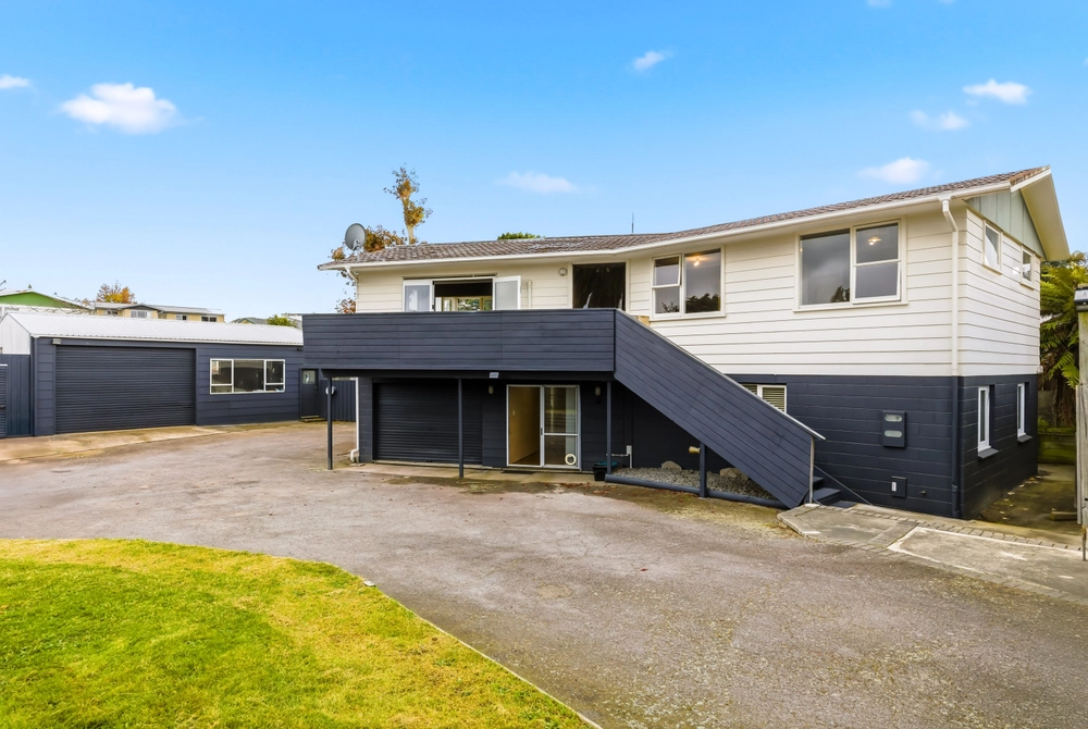Photos of 102 Taharepa Road