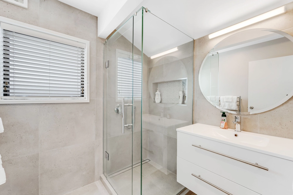 Photos of 9A Nicholas Road