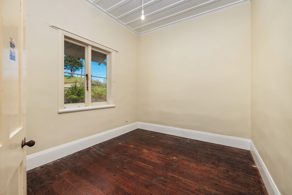 Photos of 544 West Coast Road