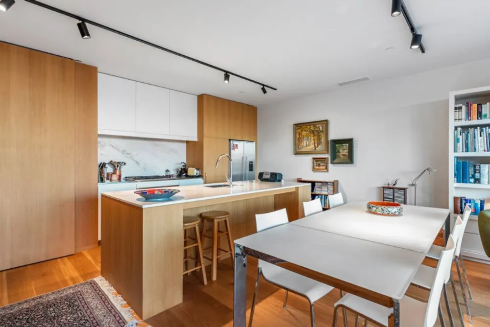 Photos of 202/15B Augustus Terrace