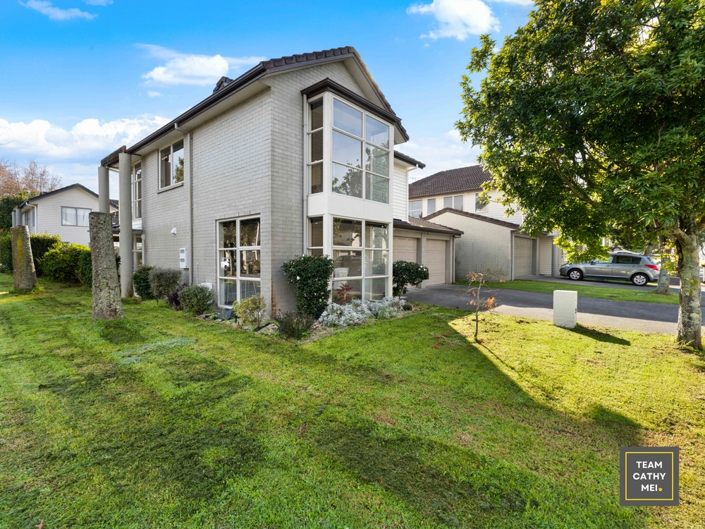 Photos of 29 Figaro Crescent