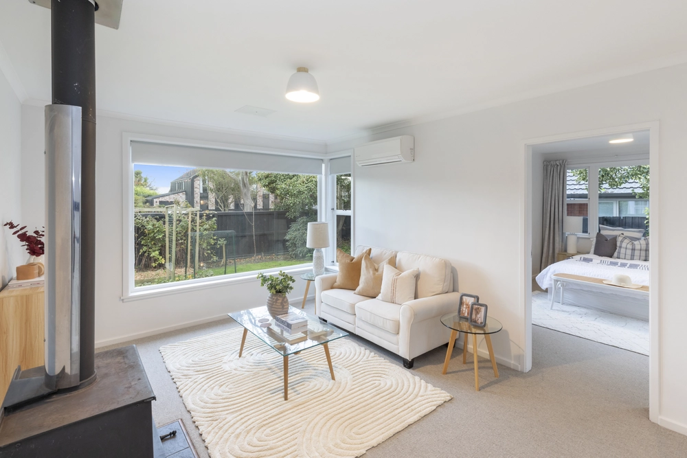 Photos of 36 Eveleyn Couzins Avenue