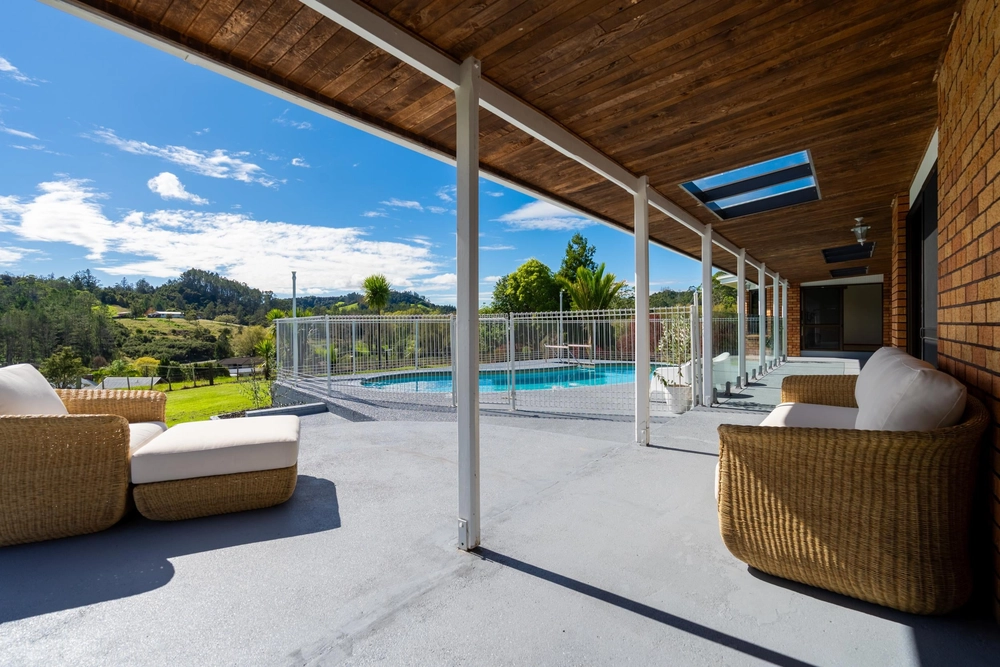 Photos of 382 Whareora Road