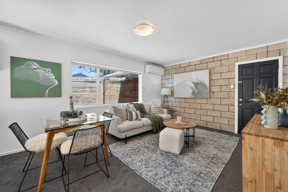 Photos of 9/19 Selwyn Road