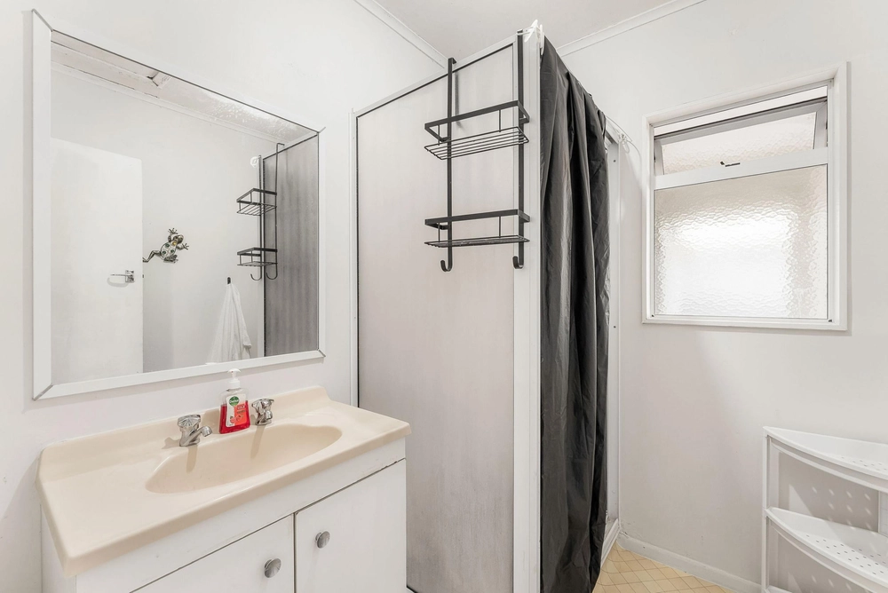 Photos of 49 Orkney Road