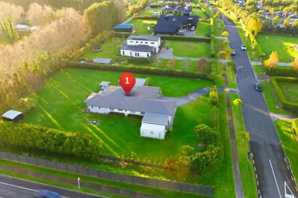 Photos of 1 Royal Ascot Drive