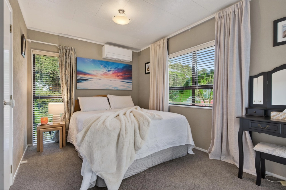Photos of 16 Rosella Place