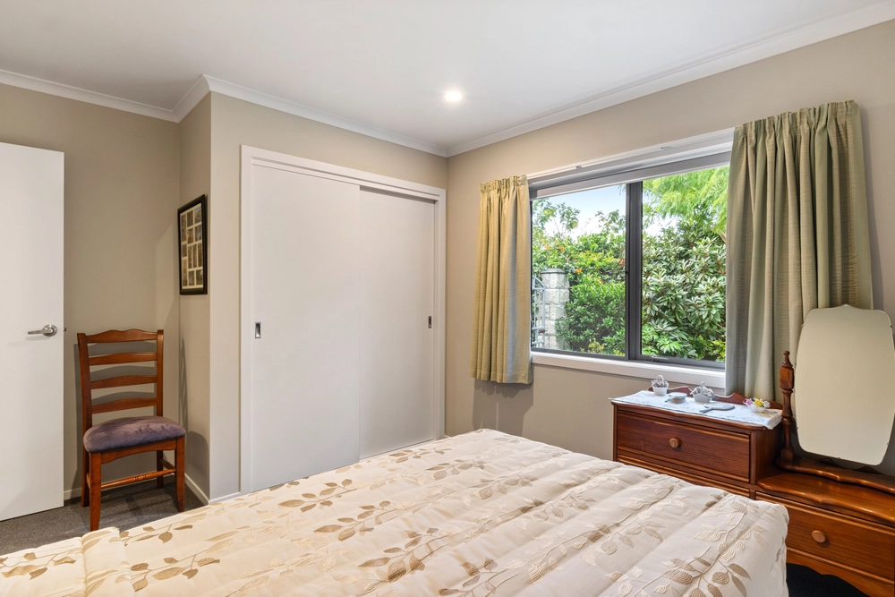 Photos of 12 Charteris Rise