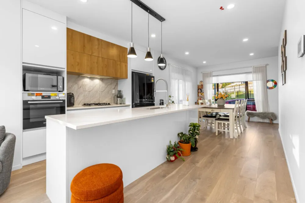 Photos of 32 Waihou Crescent