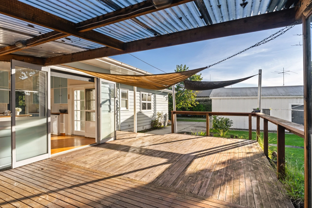 Photos of 541 Childers Road