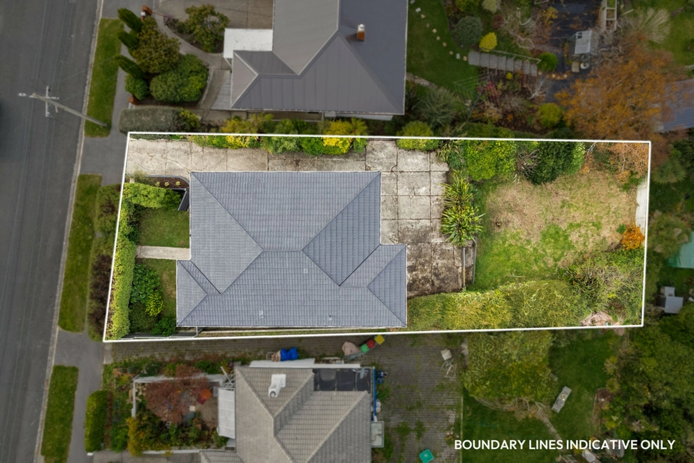 Photos of 141 Easther Crescent