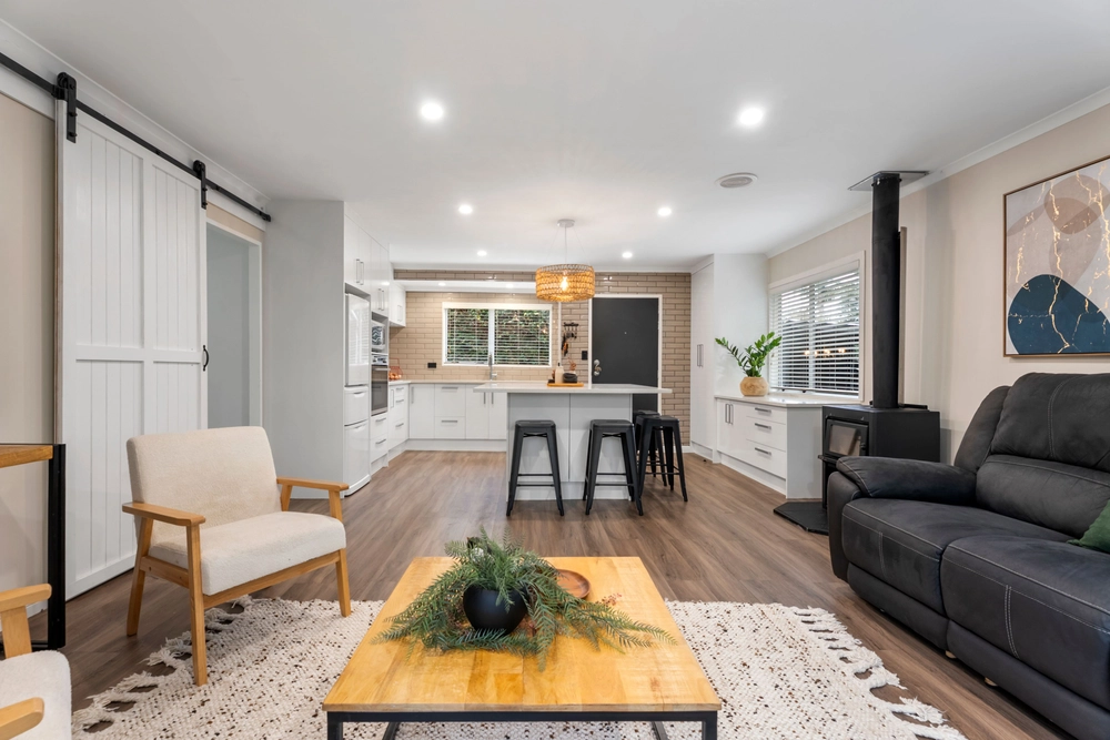 Photos of 33 Brooke Road