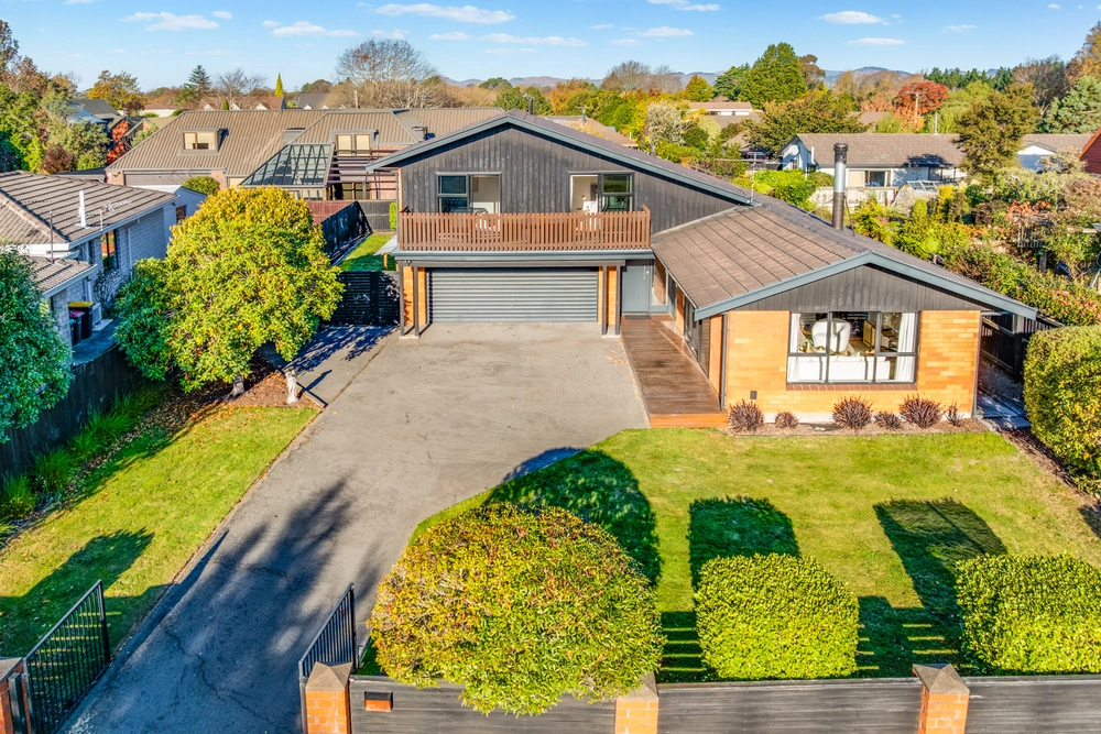 Photos of 4 Kingham Place
