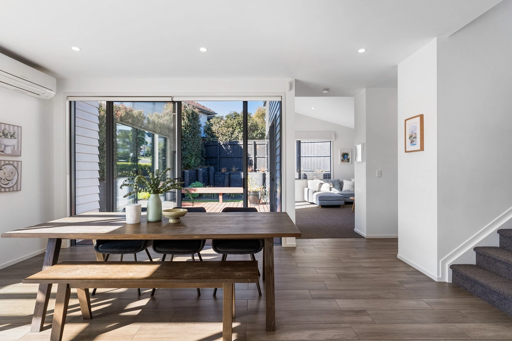 Photos of 16 Radcliffe Street