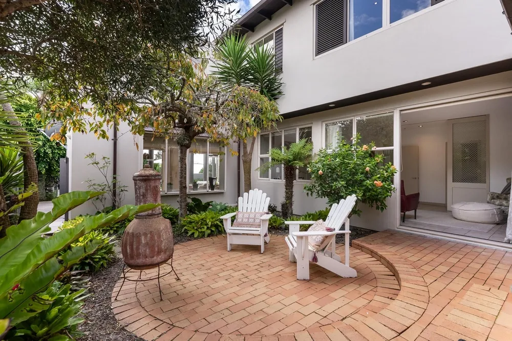 Photos of 2/2 Clifton Road