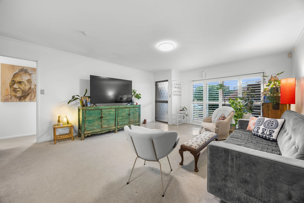 Photos of 2/22 Harding Avenue