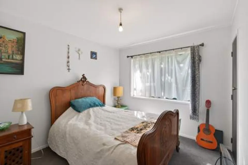 Photos of 21 Jonathon Street