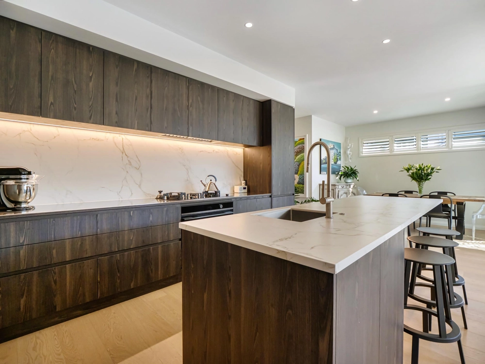 Photos of 35E Oceanbeach Road