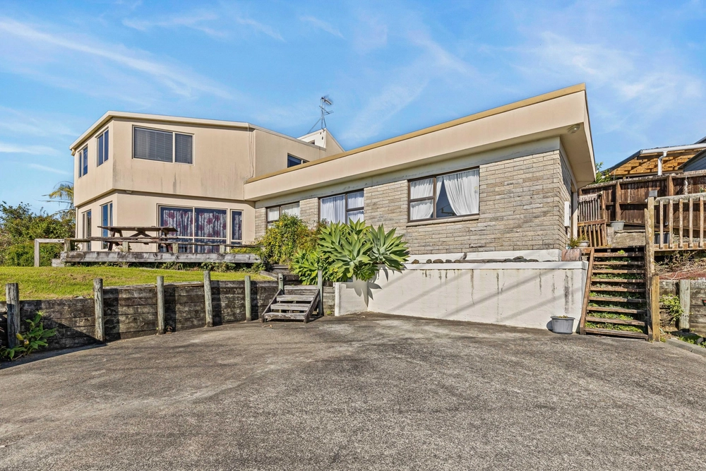 Photos of 196 Glenvar Road