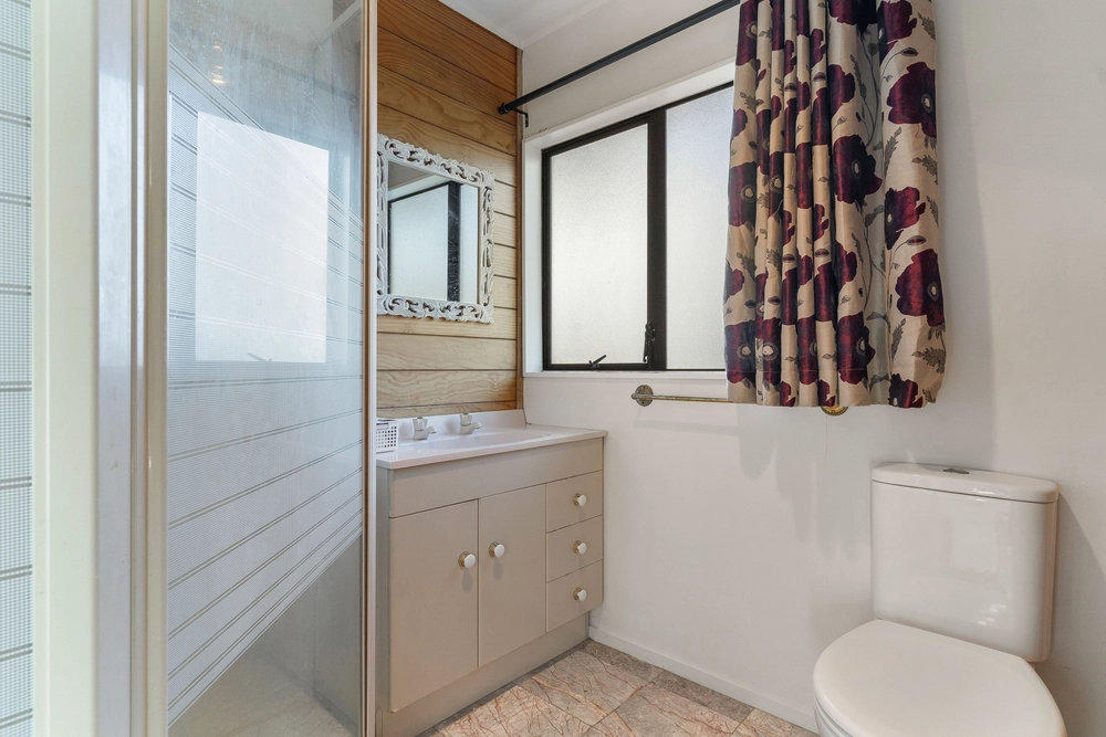 Photos of 34 Saint Annes Crescent