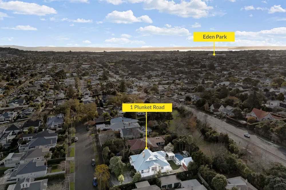 Photos of 1 Plunket Road