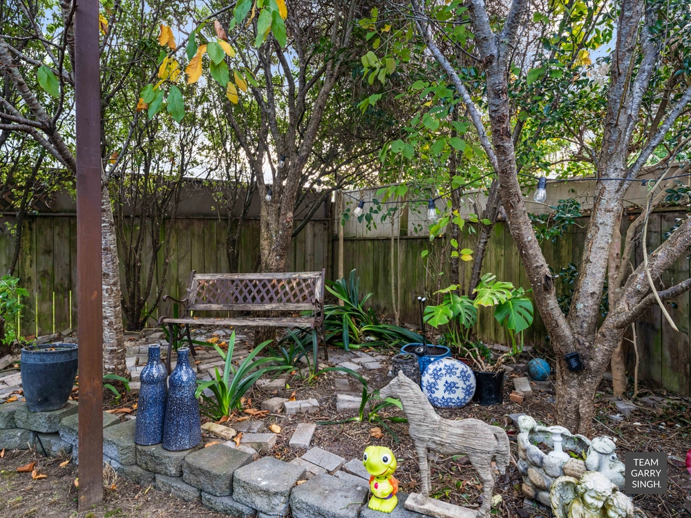 Photos of 12 Rushbury Place
