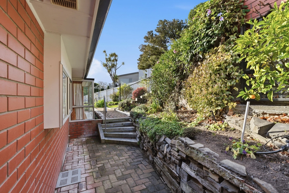 Photos of 39 Te Awakura Terrace