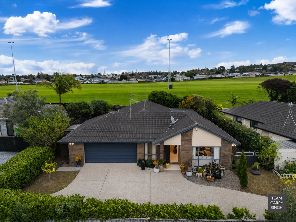 Photos of 12 Rushbury Place