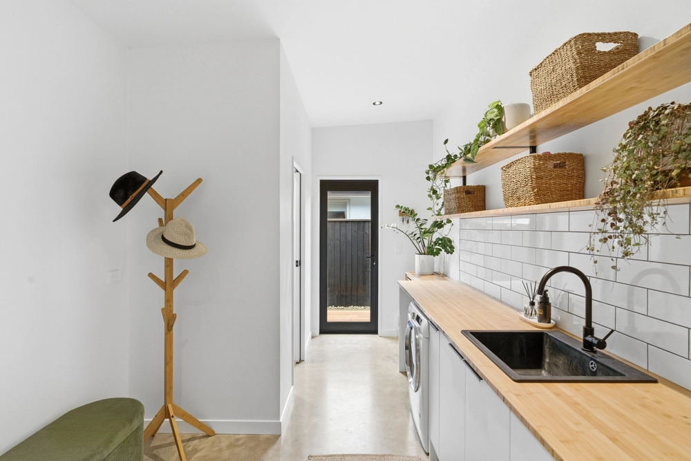 Photos of 93 Beachvale Drive
