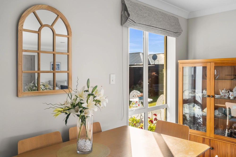 Photos of 19 Magnolia Boulevard