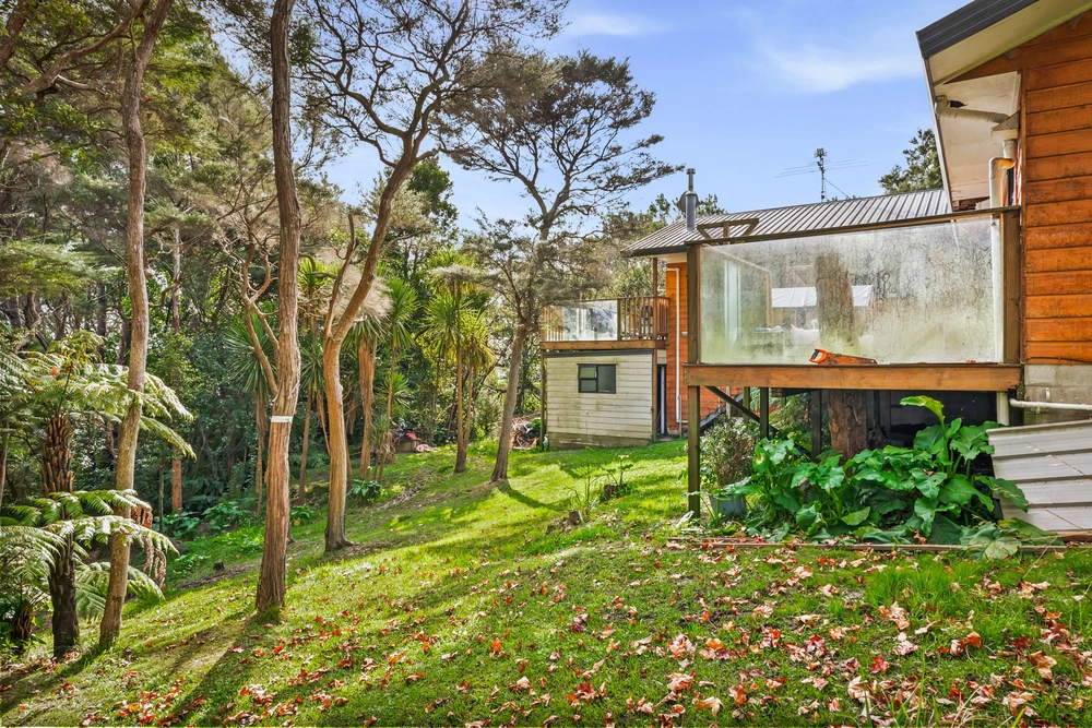 Photos of 424 Don Buck Road