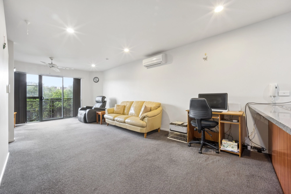 Photos of 67/42 Holly Street