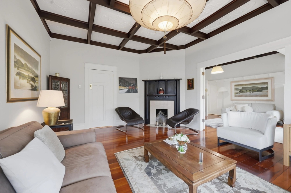 Photos of 23 Fairholme Avenue