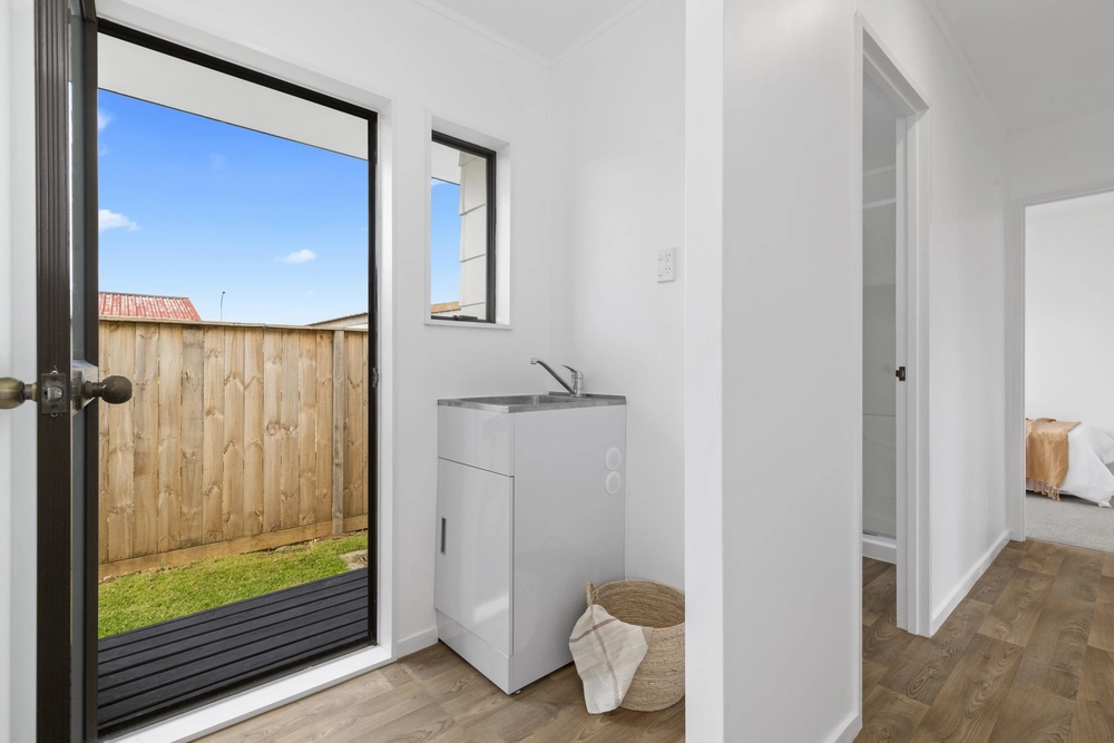 Photos of 4B Russell Avenue