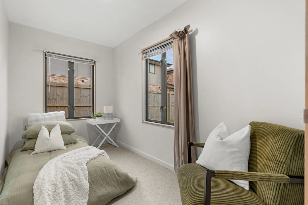 Photos of 70 Wharenui Road