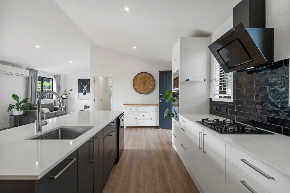 Photos of 32B Red Hill Road