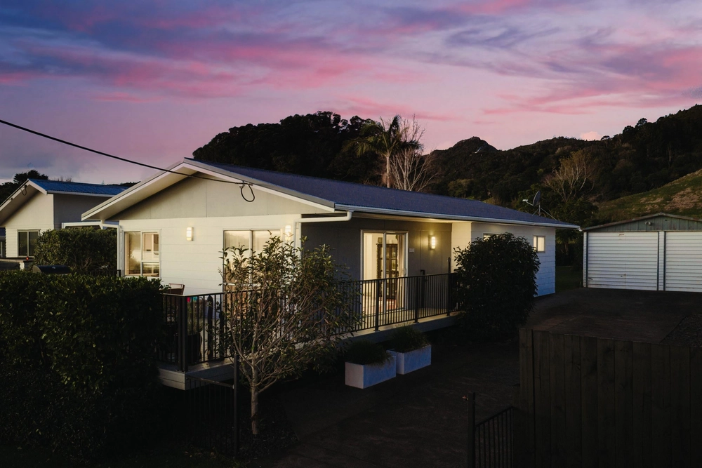 Photos of 1921 Whangarei Heads Road