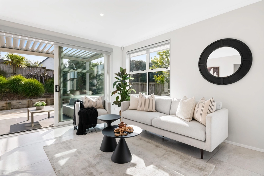 Photos of 26 Kukuwai Avenue