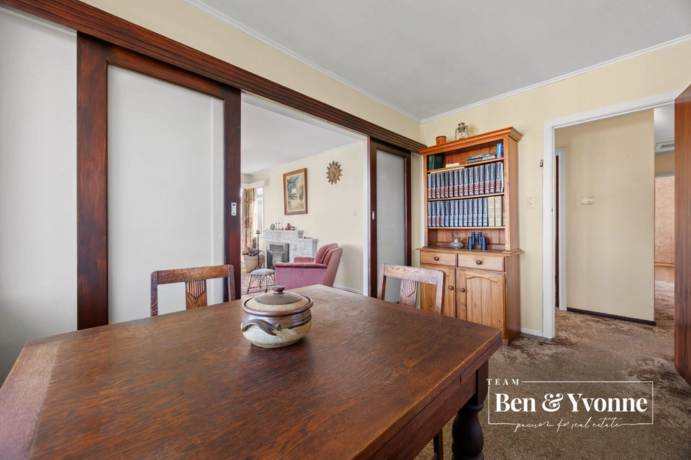 Photos of 24 Cotswold Lane