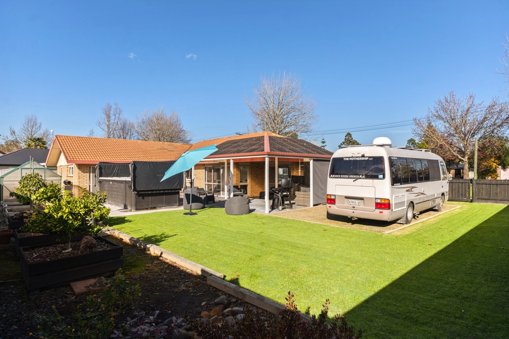 Photos of 6 Island Road