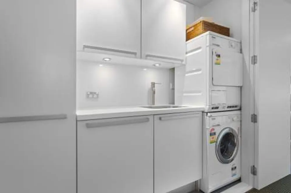 Photos of 5/50B Cross Road (Apt 202 Nautilus)