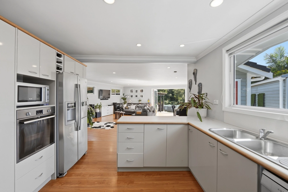 Photos of 23 Tabitha Crescent