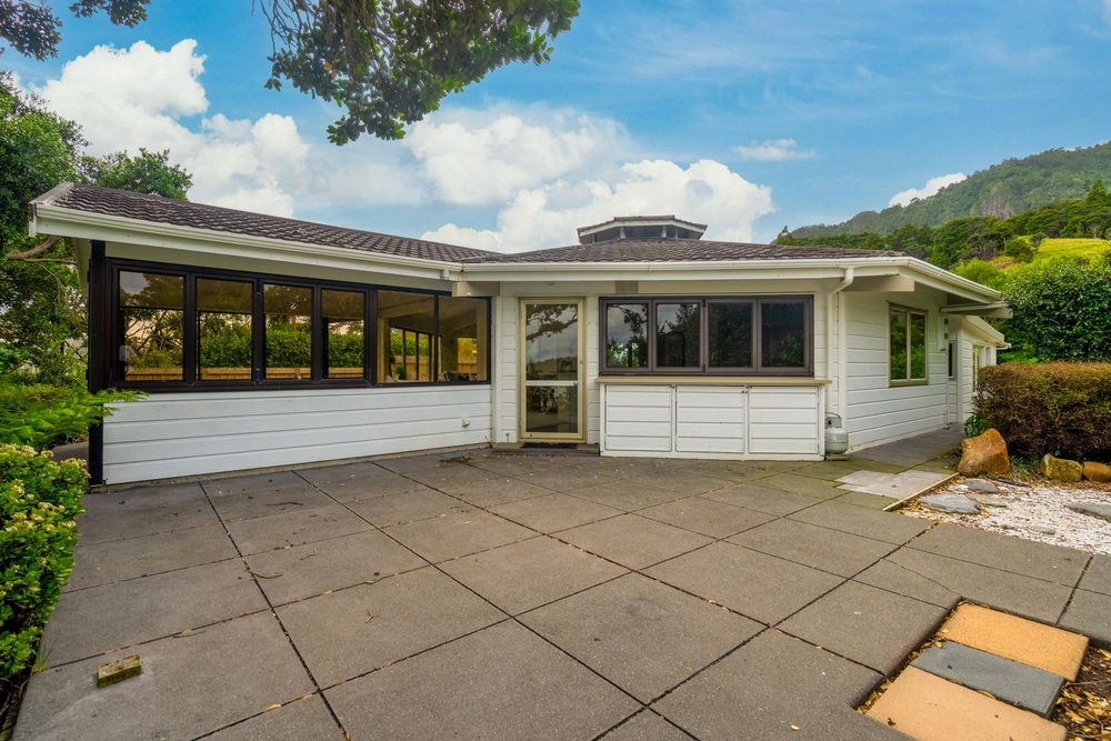 Photos of 1993 Whangarei Heads Road