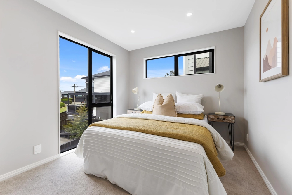 Photos of 16C Silverton Avenue