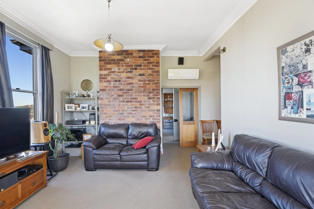 Photos of 101 Eglinton Road